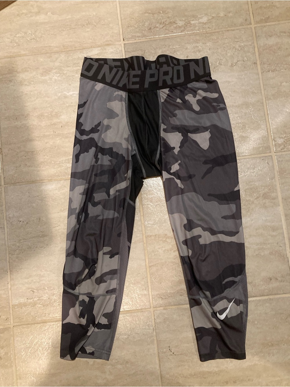 Nike Pro Dri-FIT 3/4 tights - L